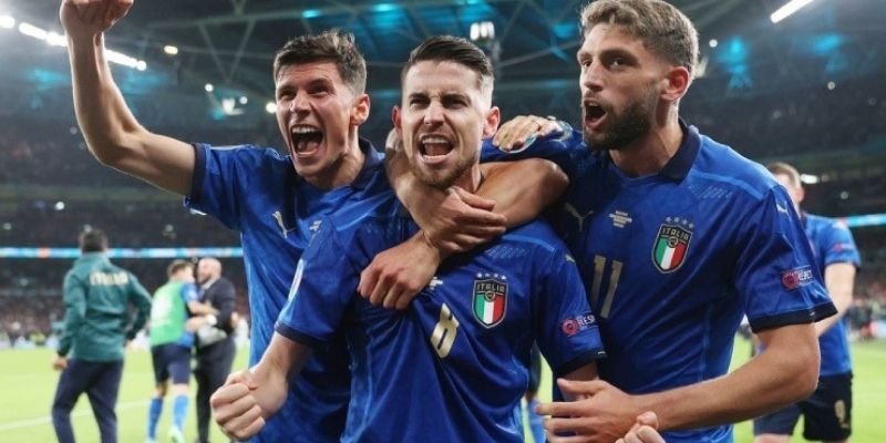 Các giải bóng đá Italia đáng theo dõi nhất hiện nay
